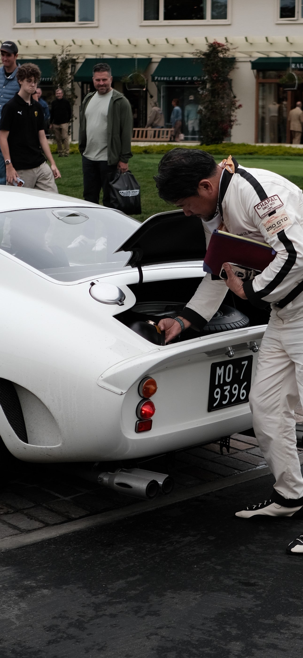 Bozh Editions — Bianco Speciale